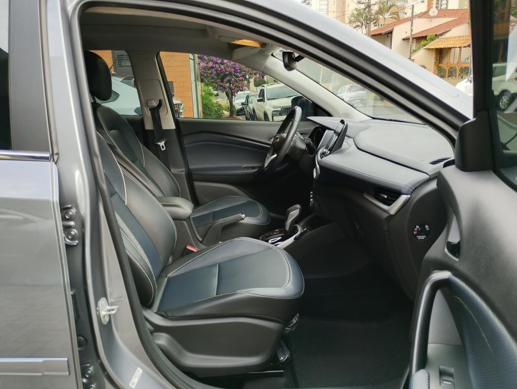 CHEVROLET Tracker - Foto