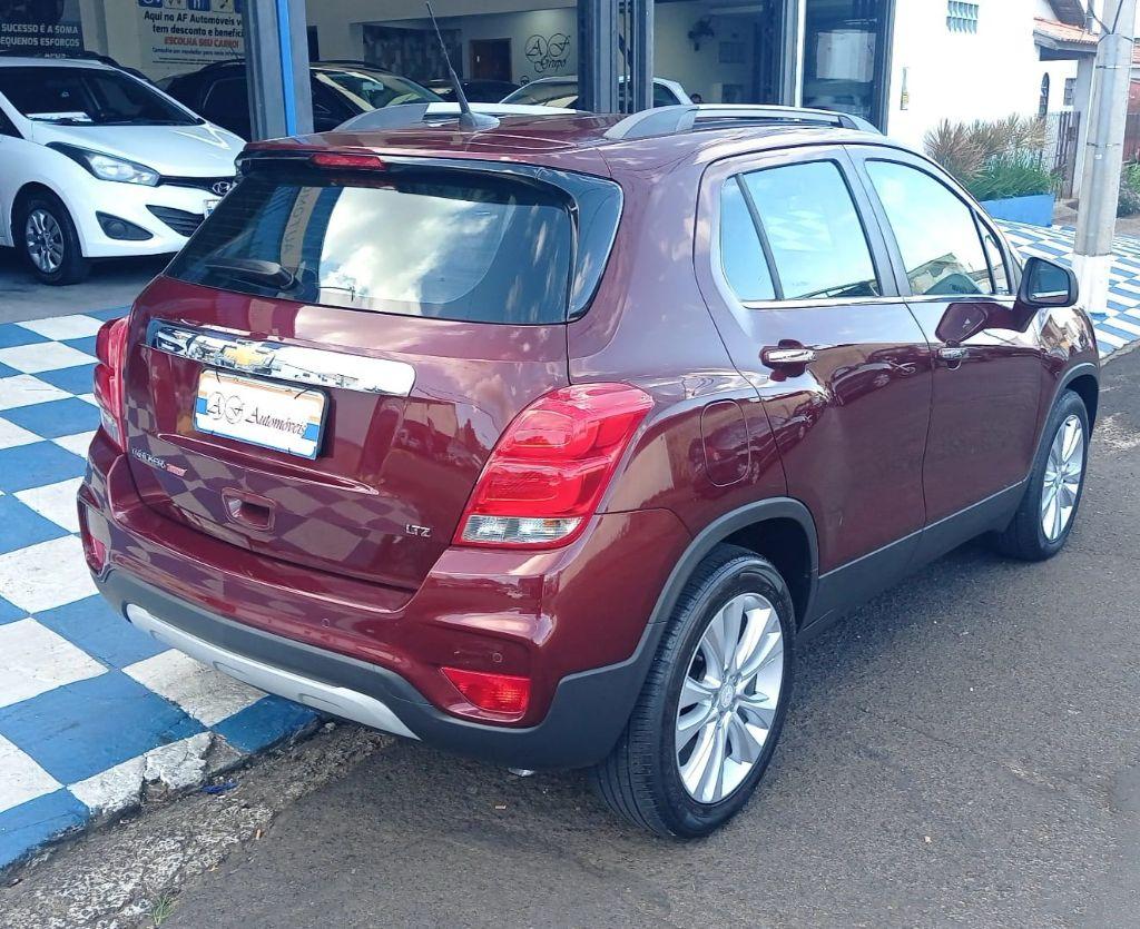 CHEVROLET Tracker - Foto