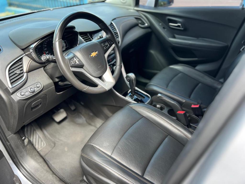 CHEVROLET Tracker - Foto