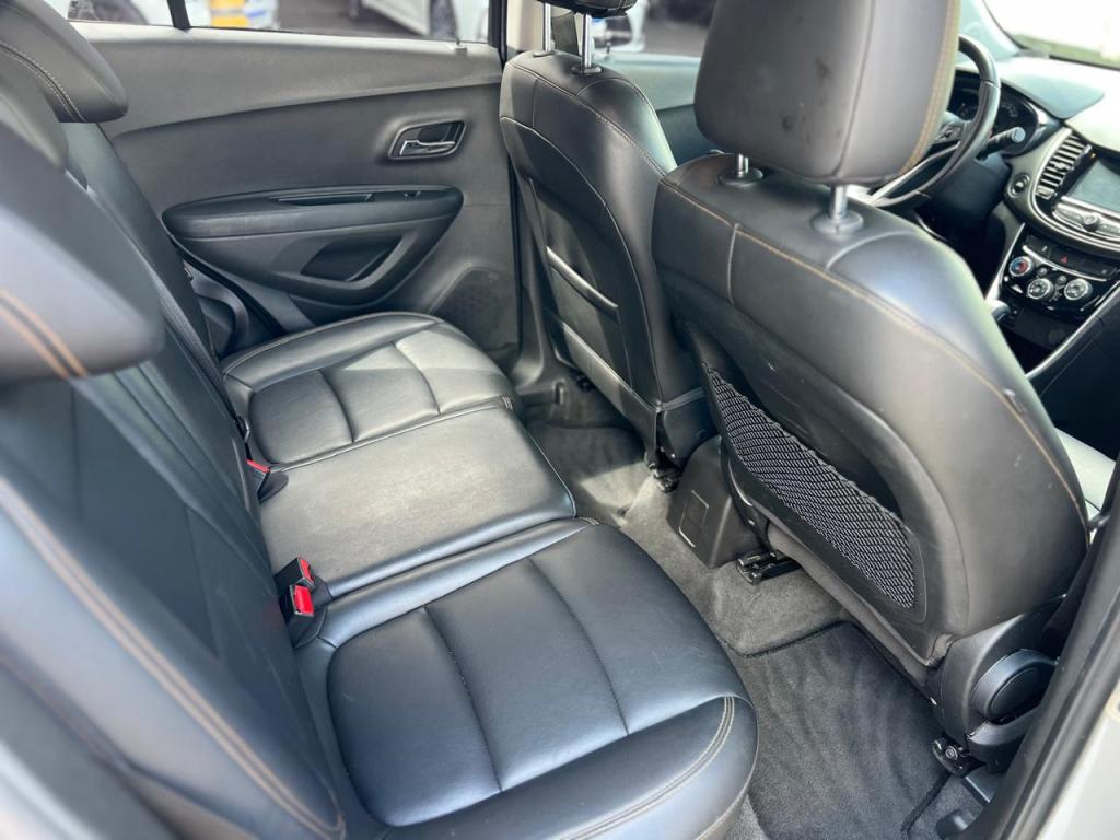 CHEVROLET Tracker - Foto