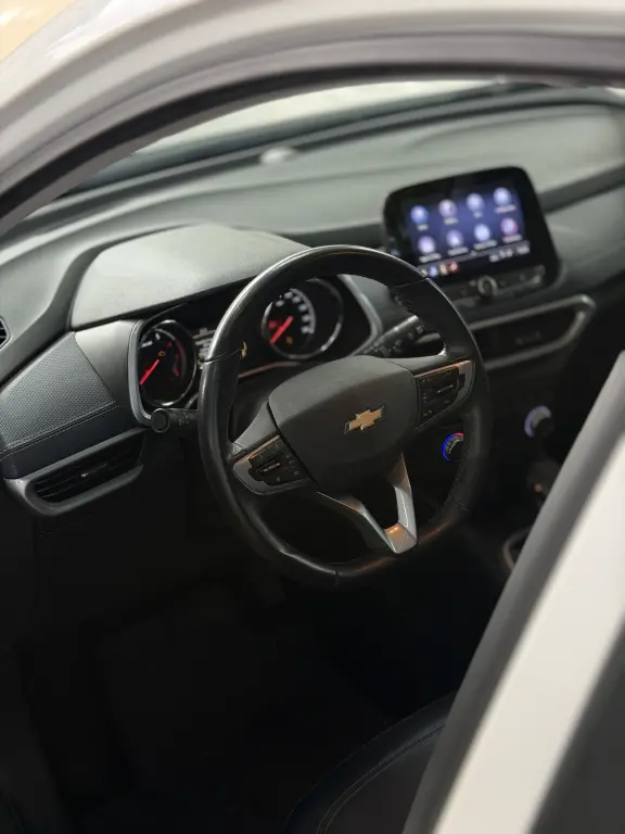 CHEVROLET Tracker - Foto
