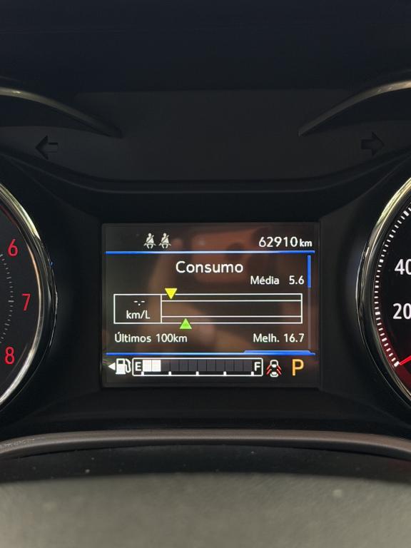 CHEVROLET Tracker - Foto