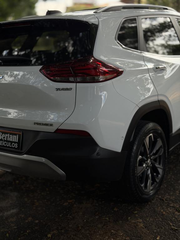 CHEVROLET Tracker - Foto