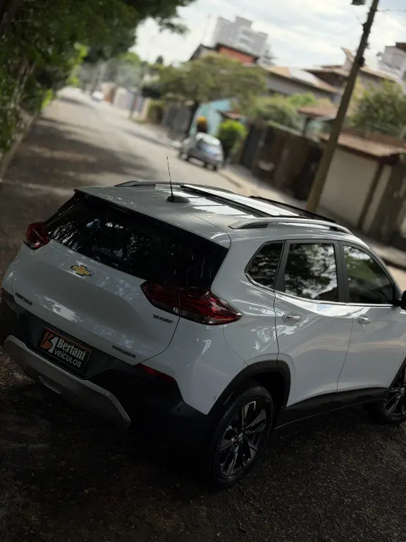 CHEVROLET Tracker - Foto