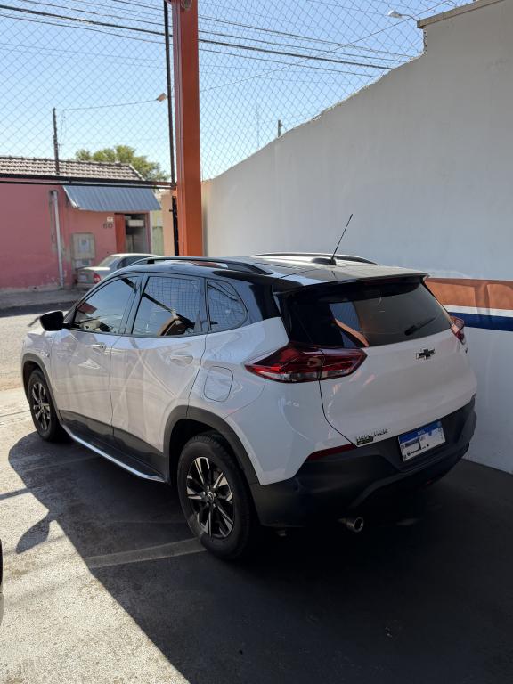 CHEVROLET Tracker - Foto
