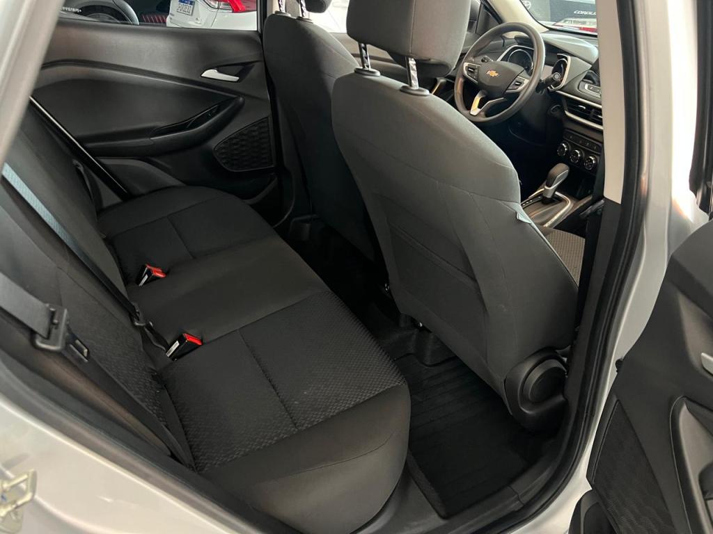 CHEVROLET Tracker - Foto