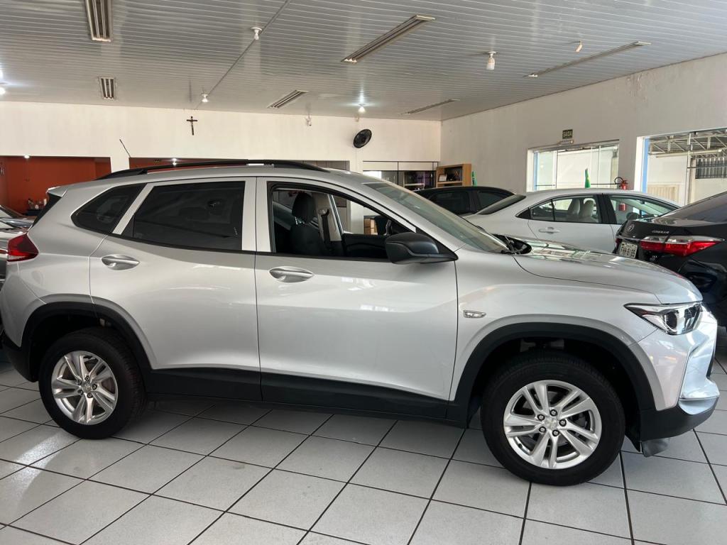 CHEVROLET Tracker - Foto
