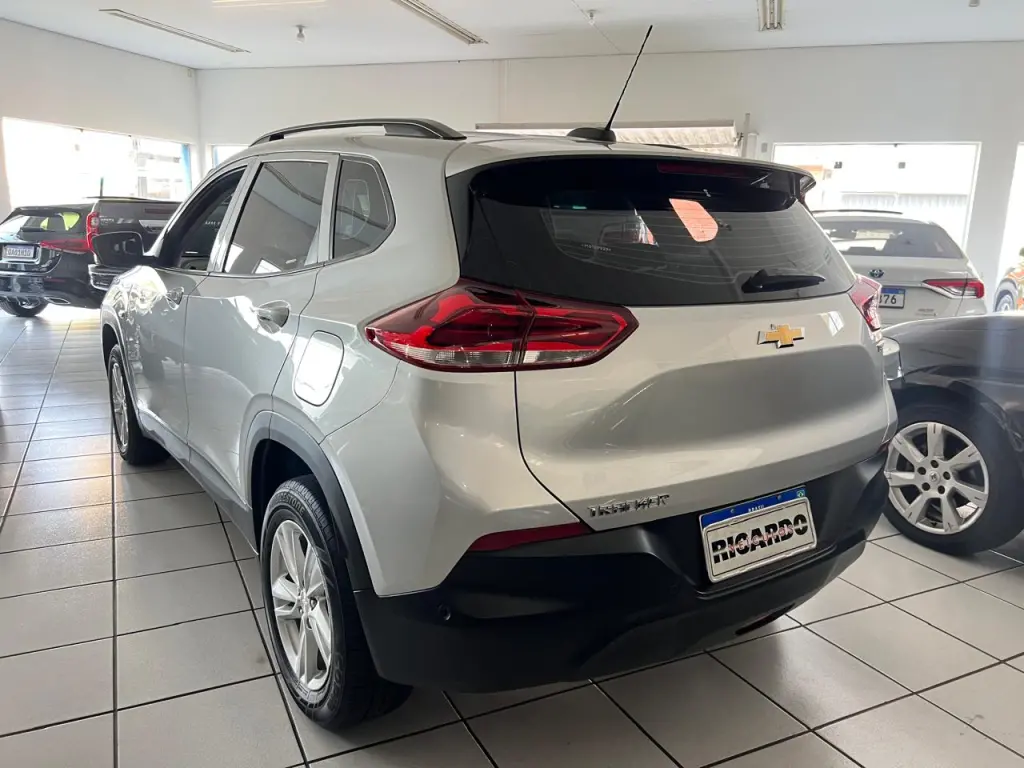 CHEVROLET Tracker - Foto