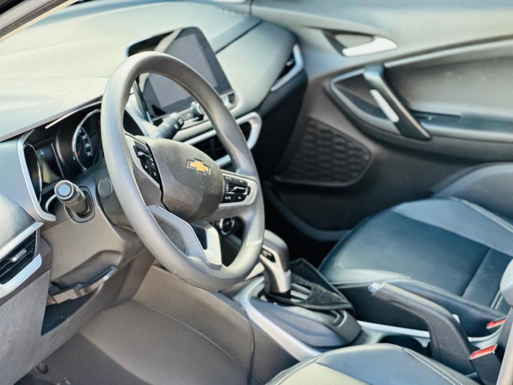 CHEVROLET Tracker - Foto