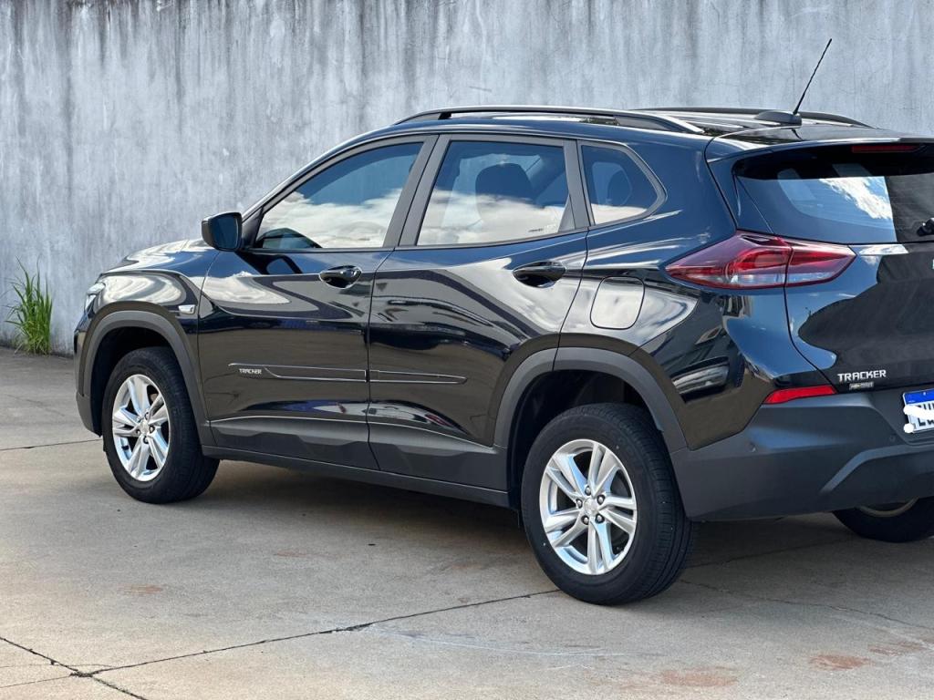 CHEVROLET Tracker - Foto