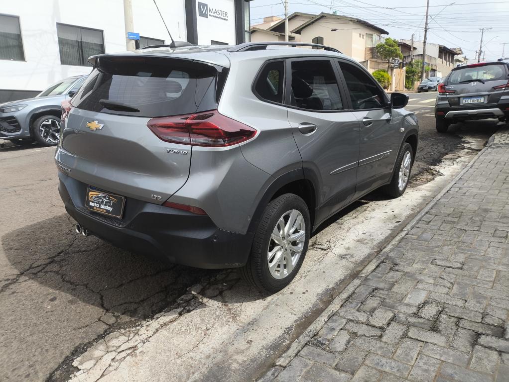 CHEVROLET Tracker - Foto