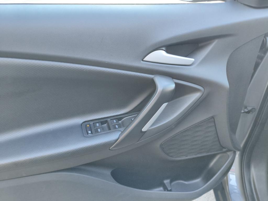 CHEVROLET Tracker - Foto