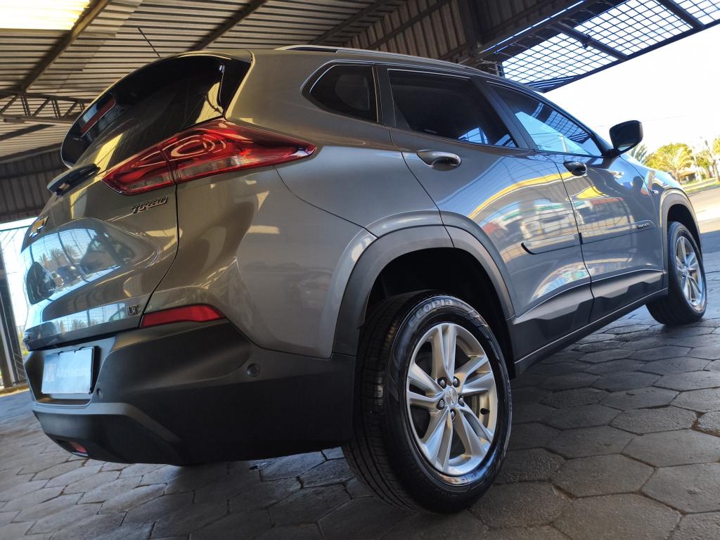 CHEVROLET Tracker - Foto