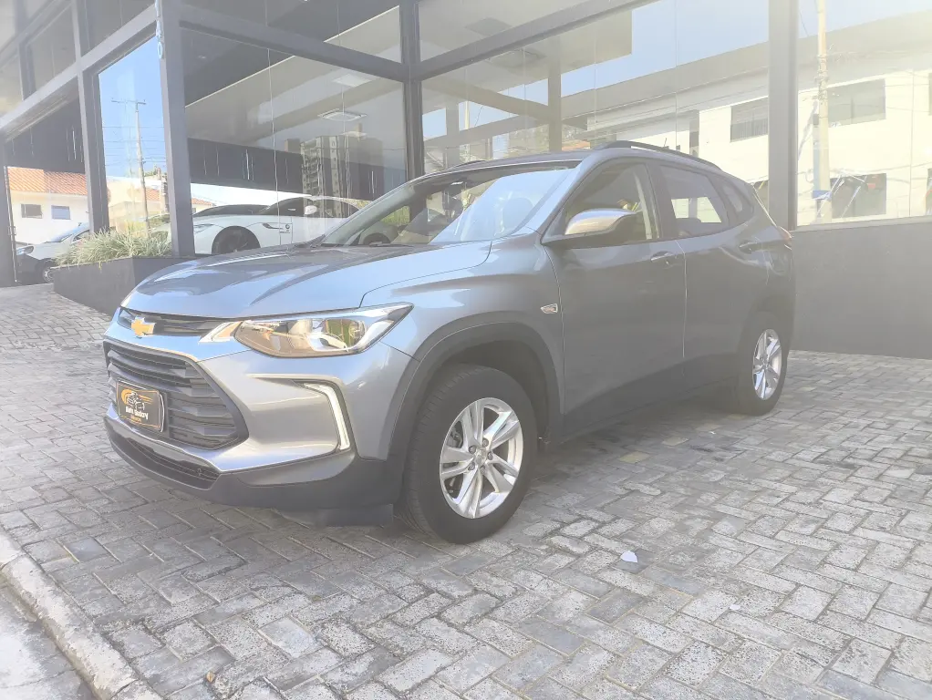 CHEVROLET Tracker - Foto