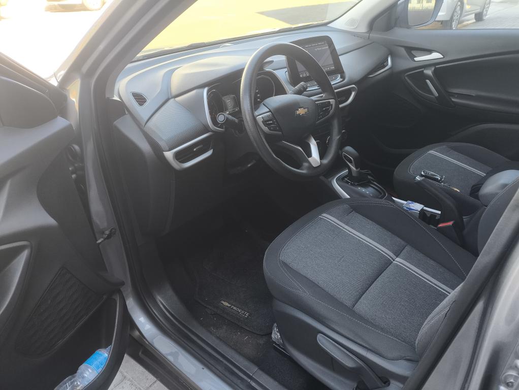 CHEVROLET Tracker - Foto