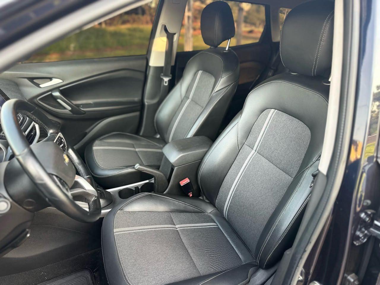 CHEVROLET Tracker - Foto