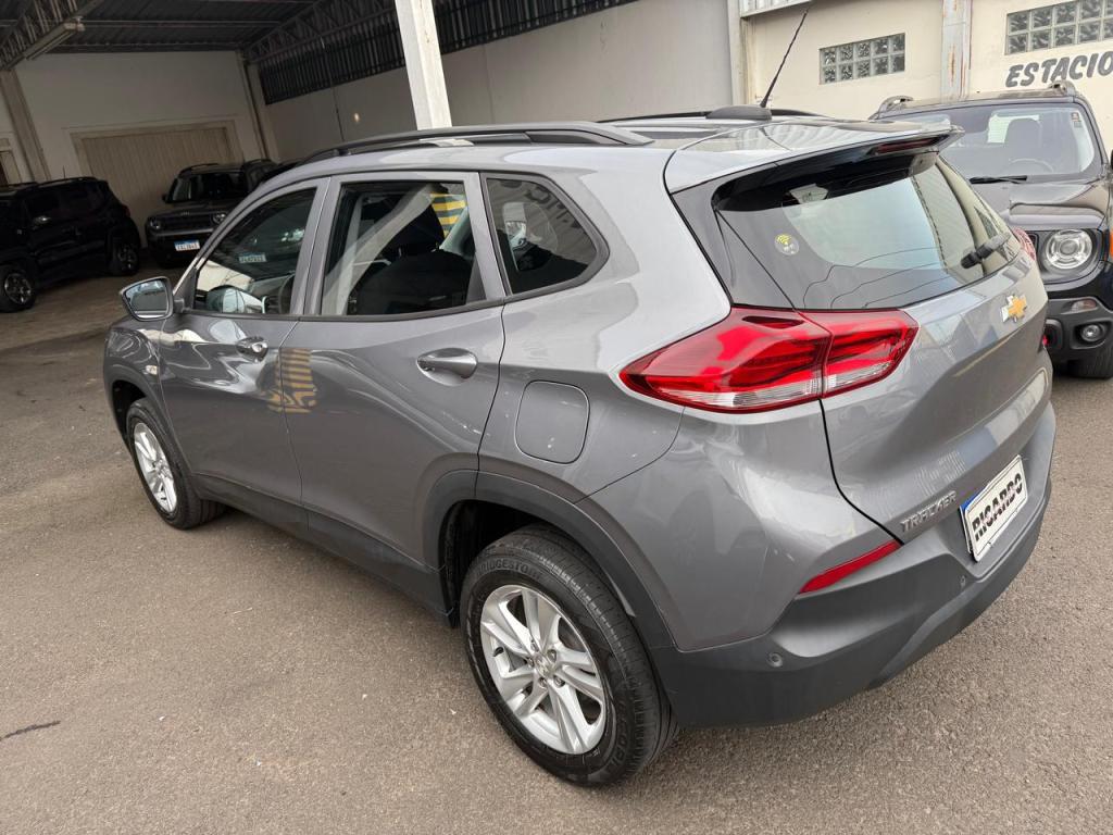 CHEVROLET Tracker - Foto