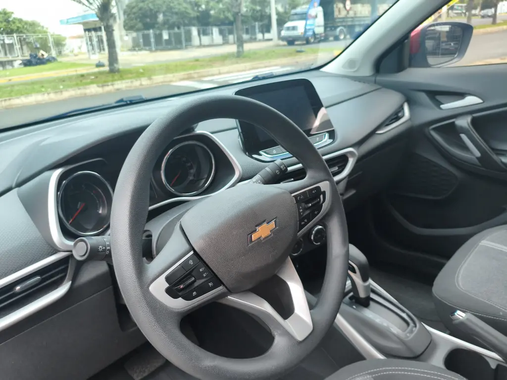 CHEVROLET Tracker - Foto