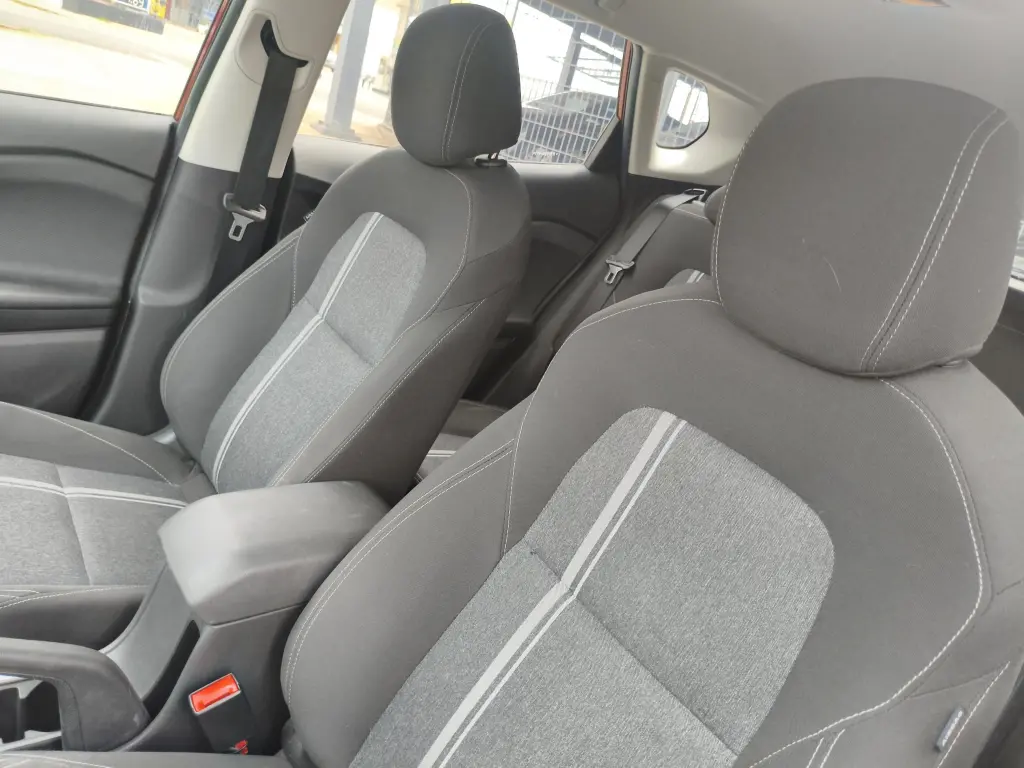 CHEVROLET Tracker - Foto