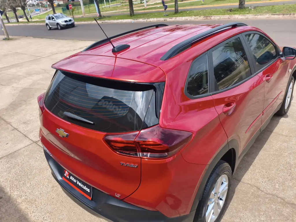 CHEVROLET Tracker - Foto