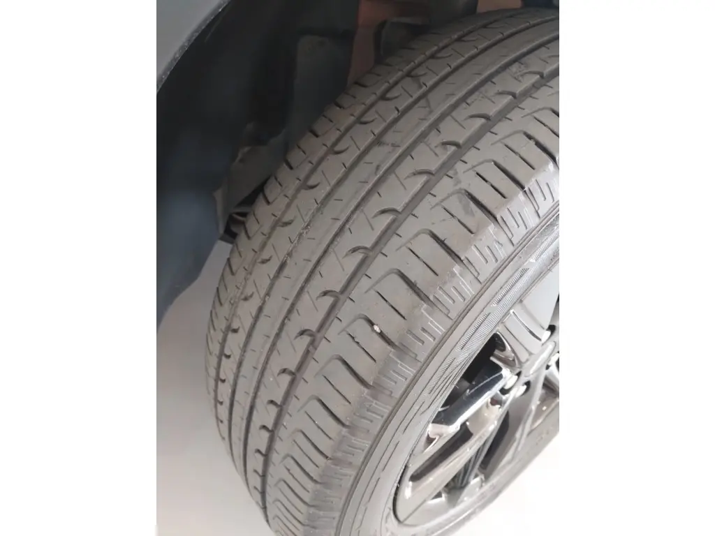 CHEVROLET Tracker - Foto