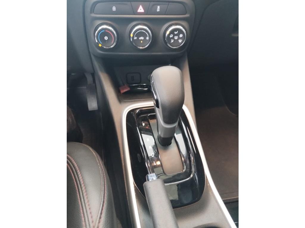 CHEVROLET Tracker - Foto