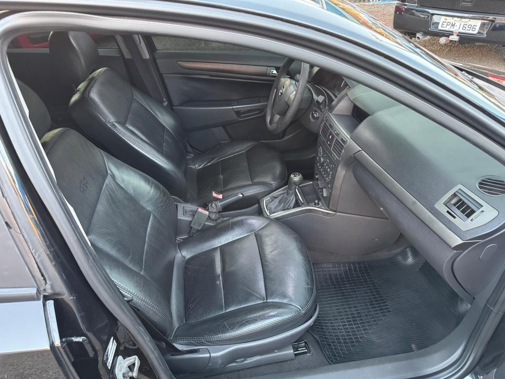 CHEVROLET Vectra Hatch - Foto