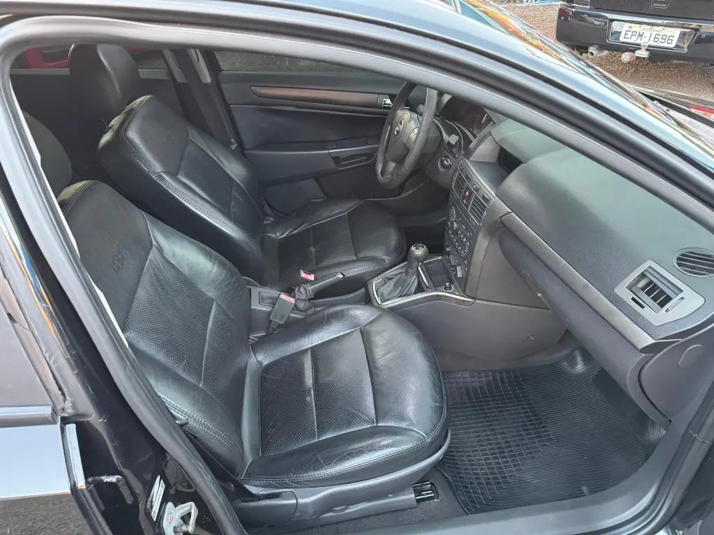 CHEVROLET Vectra Hatch - Foto