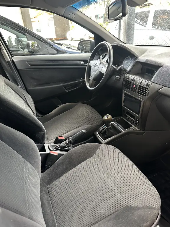 CHEVROLET Vectra Hatch - Foto