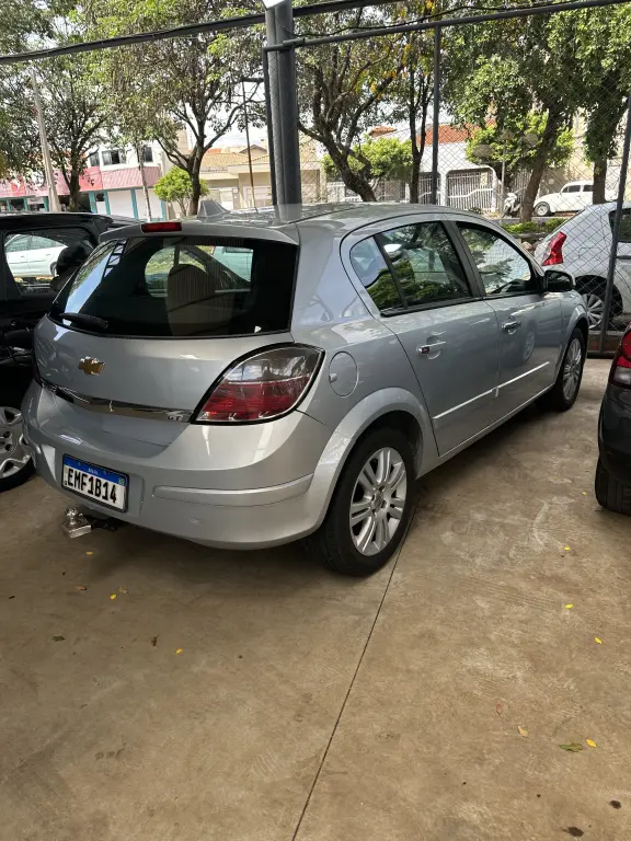 CHEVROLET Vectra Hatch - Foto