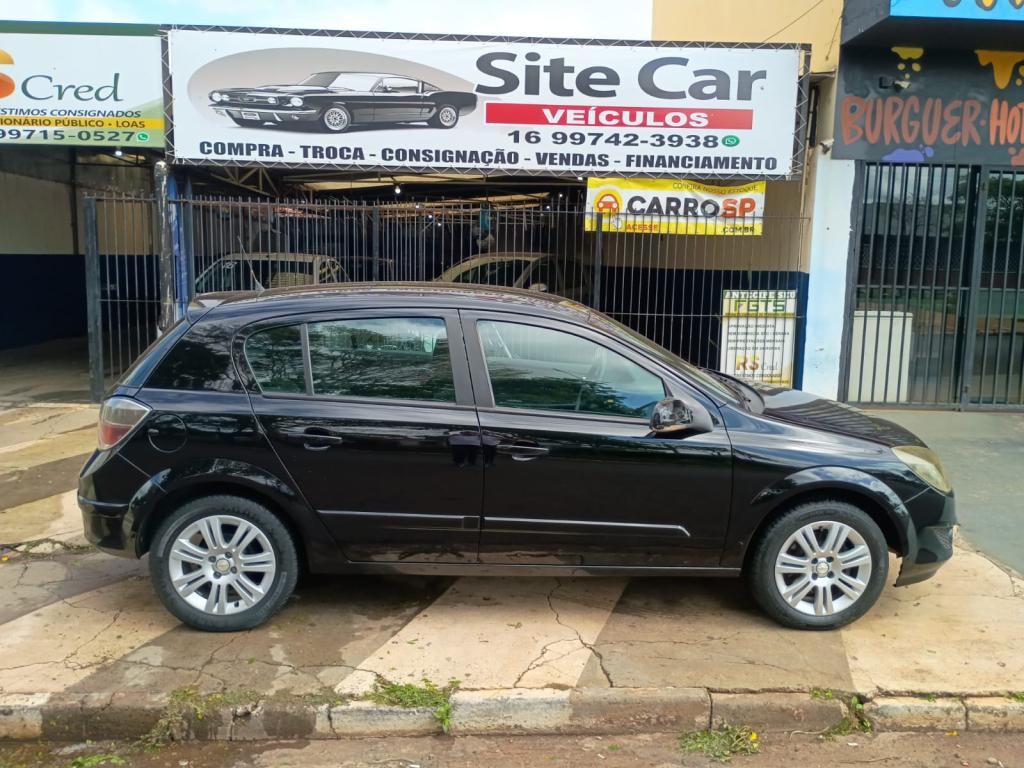 CHEVROLET Vectra Hatch - Foto