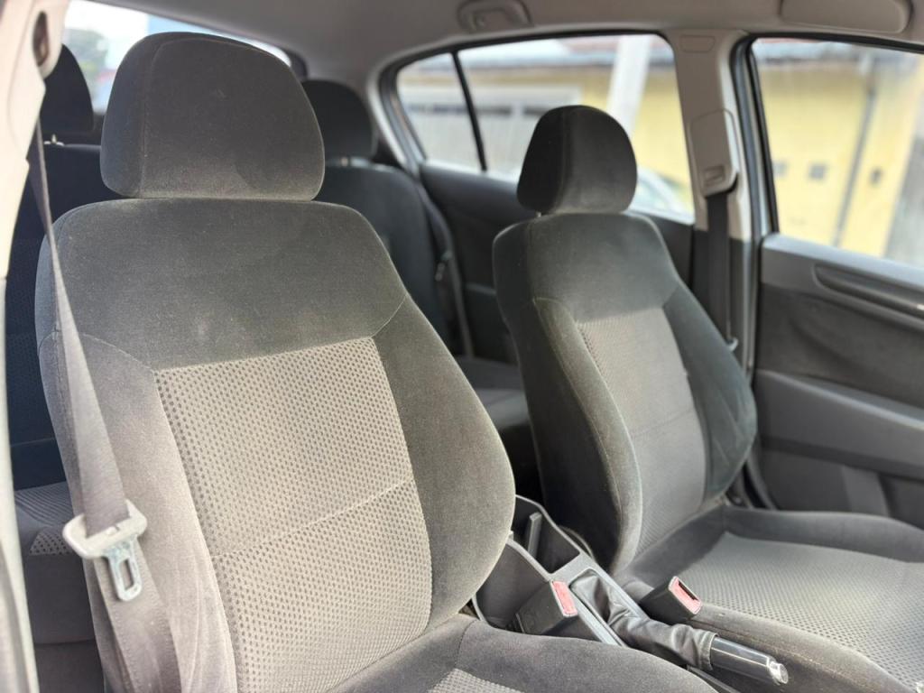 CHEVROLET Vectra Hatch - Foto