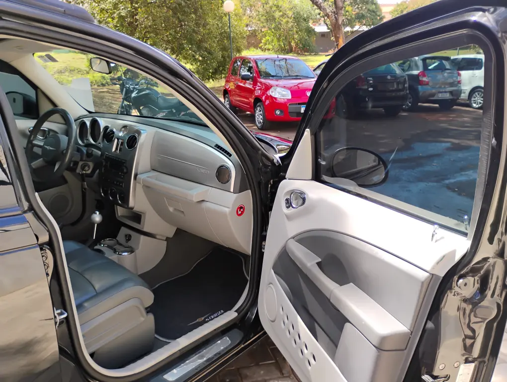 CHRYSLER PT Cruiser - Foto