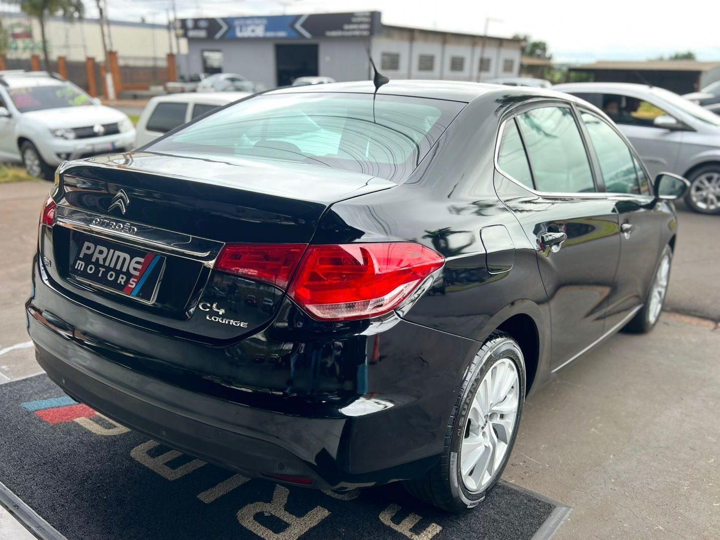 CITROEN C4 Sedan - Foto