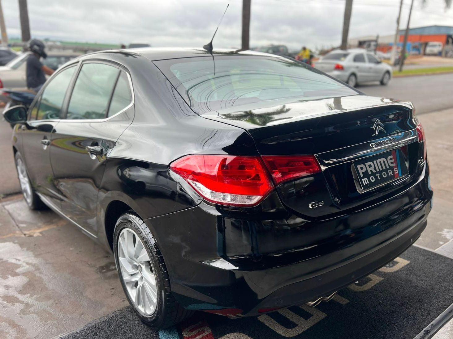 CITROEN C4 Sedan - Foto
