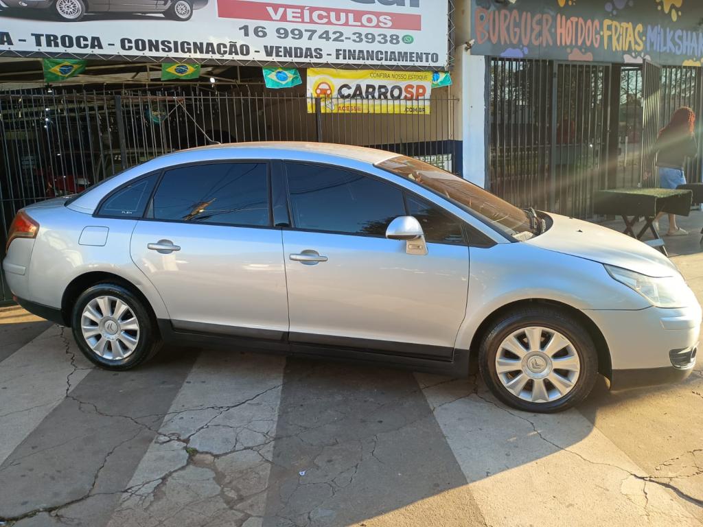 CITROEN C4 Sedan - Foto