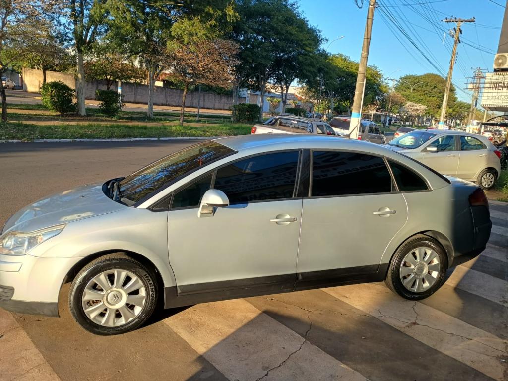 CITROEN C4 Sedan - Foto