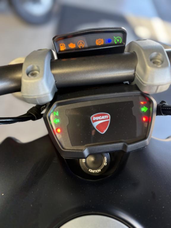 DUCATI Diavel 1200 - Foto