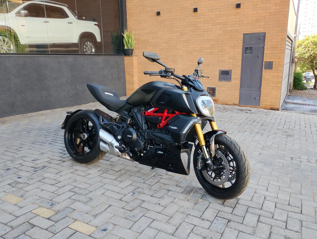 DUCATI Diavel 1260 - Foto