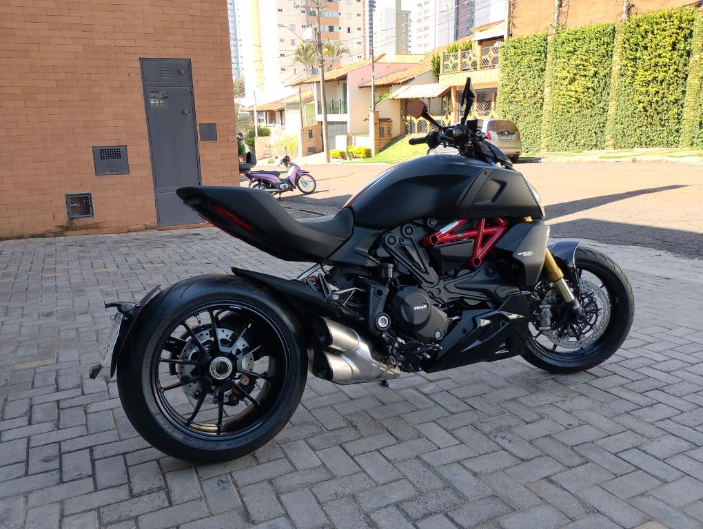 DUCATI Diavel 1260 - Foto