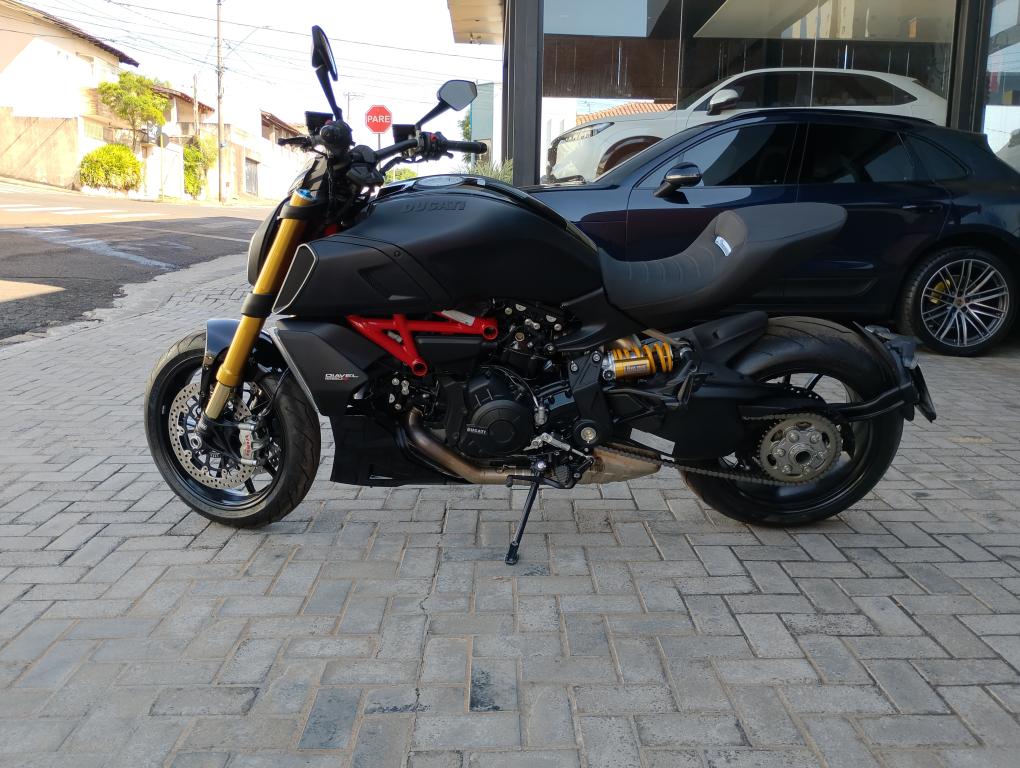 DUCATI Diavel 1260 - Foto