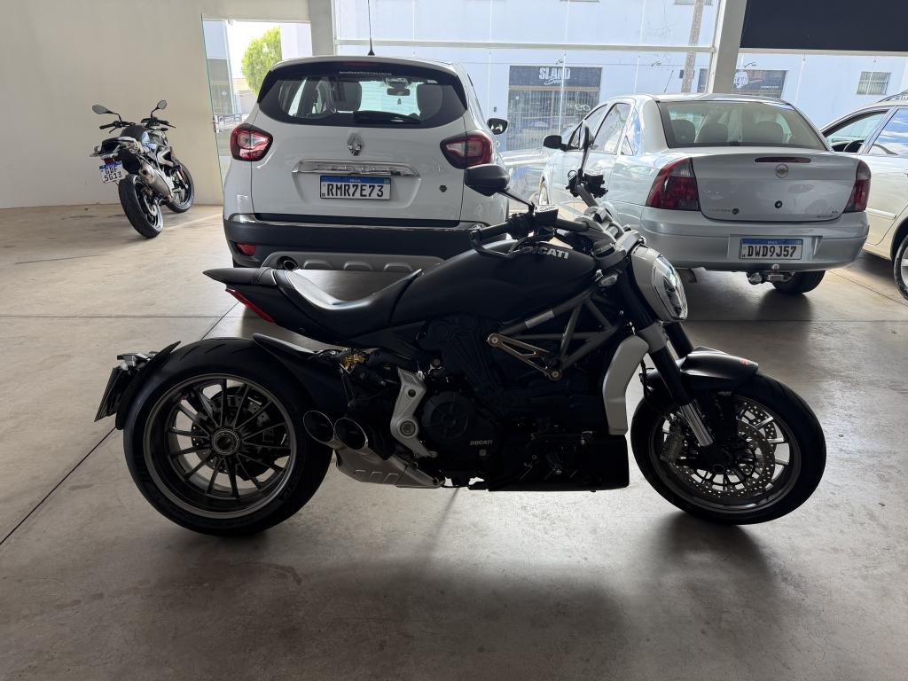 DUCATI X Diavel 1260 - Foto