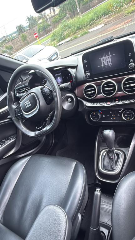 FIAT Cronos - Foto