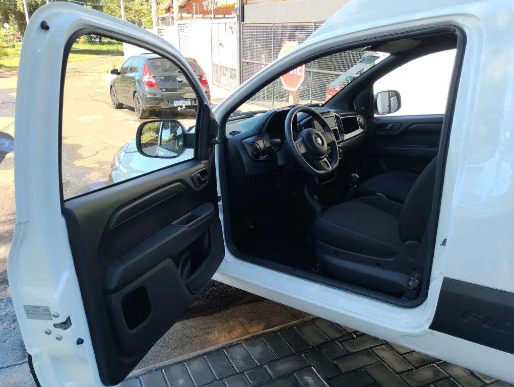 FIAT Fiorino Furgão - Foto