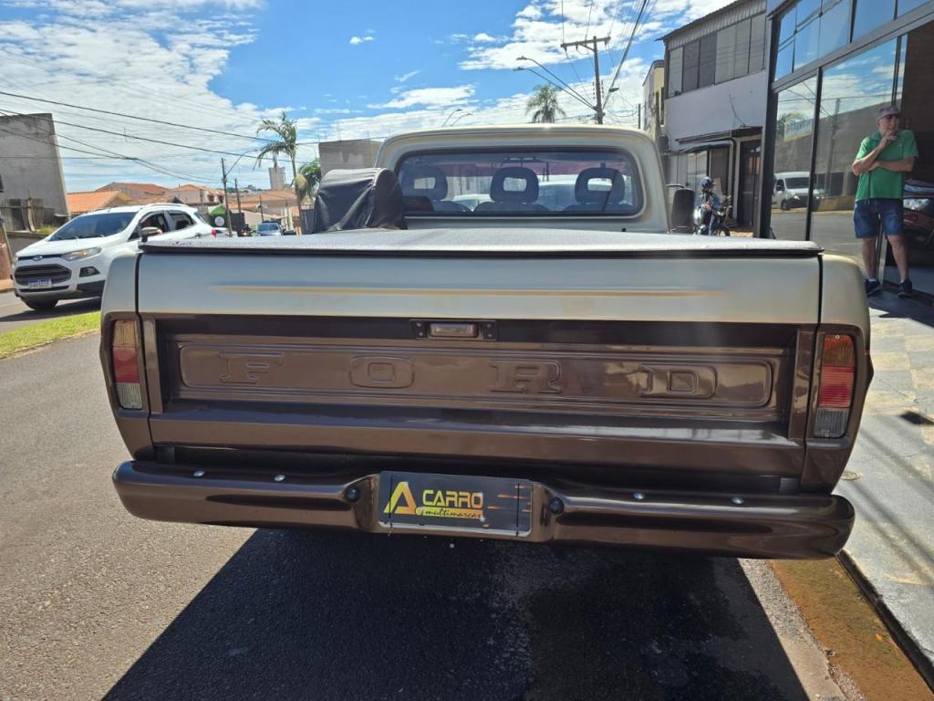 FORD F-1000 - Foto