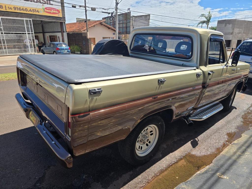 FORD F-1000 - Foto