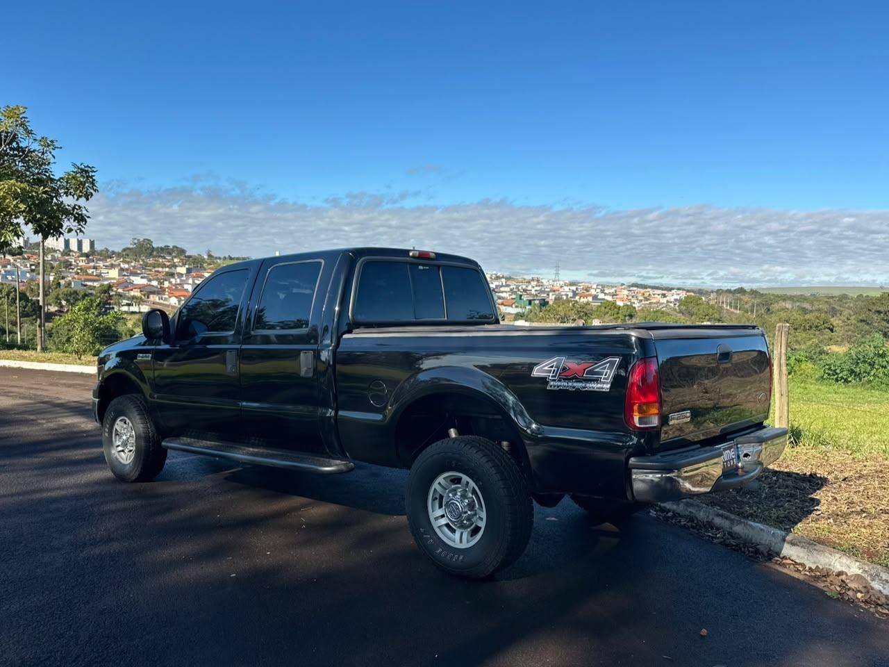 FORD F-250 - Foto