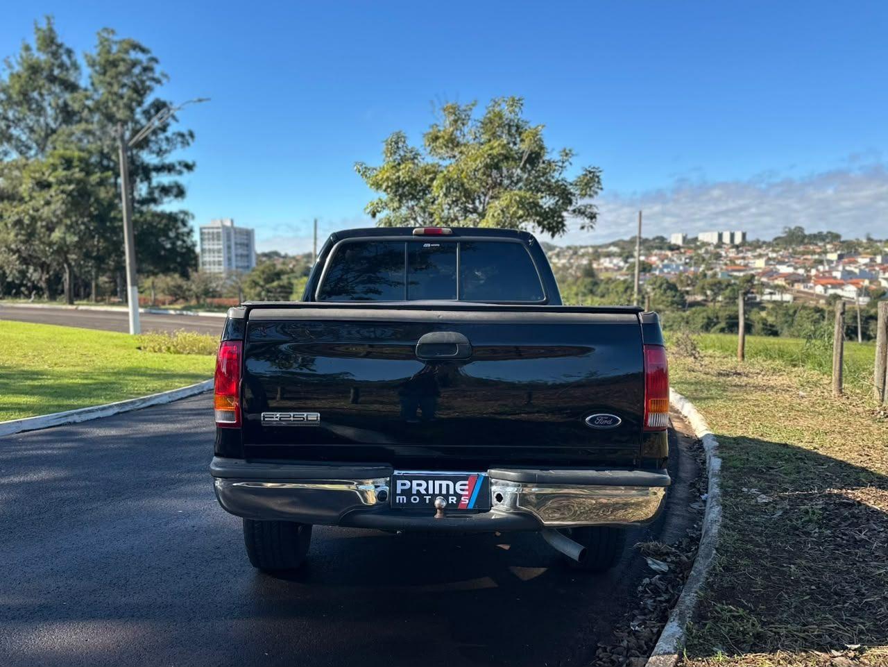 FORD F-250 - Foto