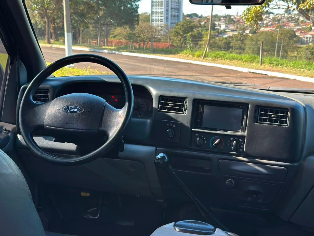 FORD F-250 - Foto