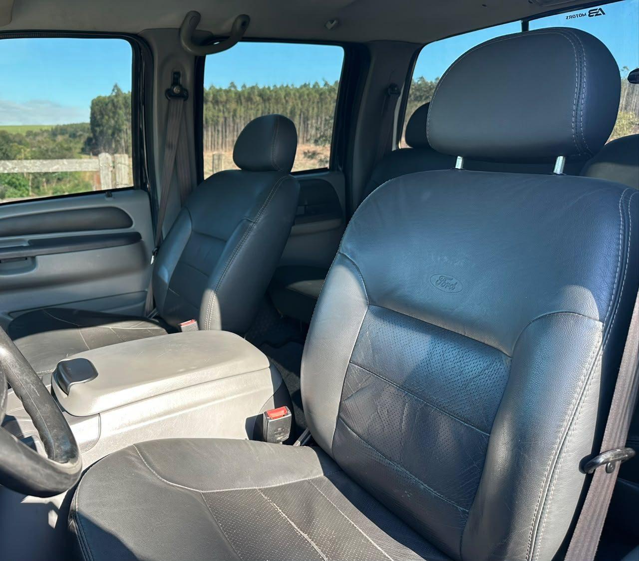 FORD F-250 - Foto